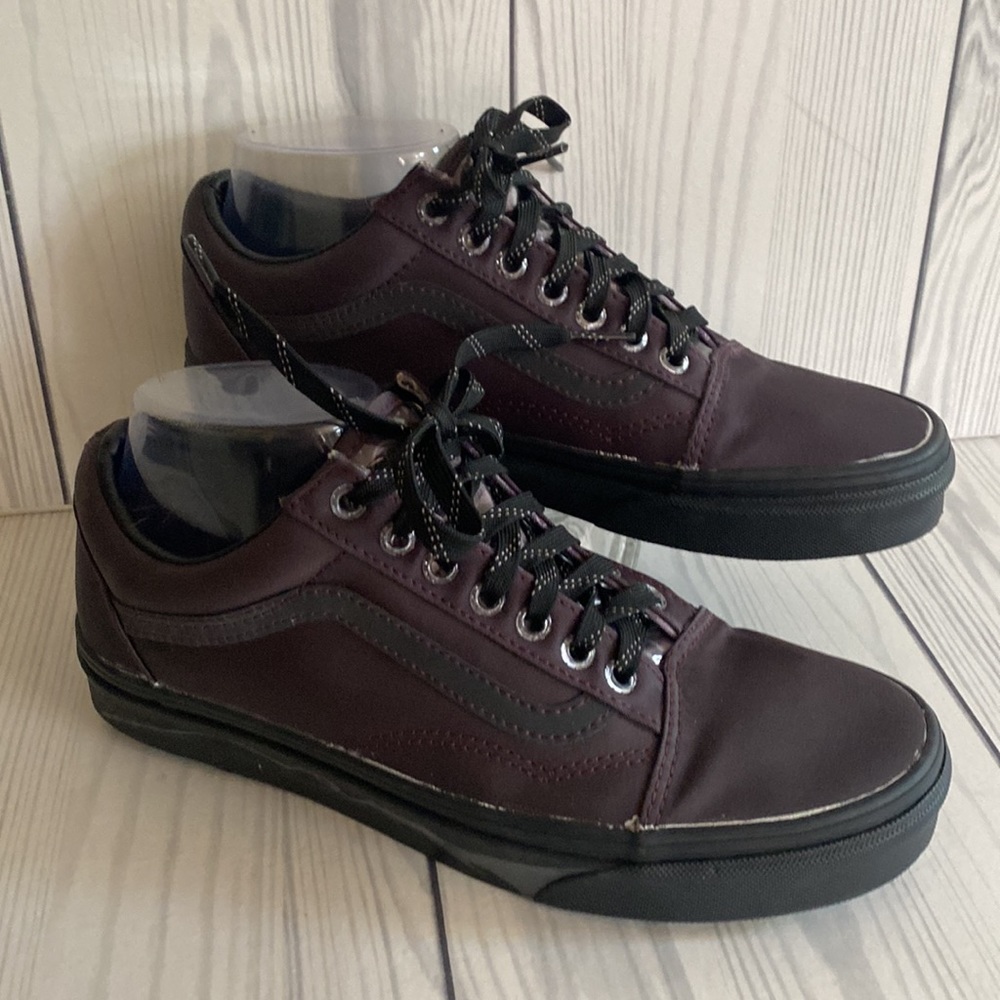 Vans Harry Potter Deathly Hollows With Bonus Harry Potter Hat